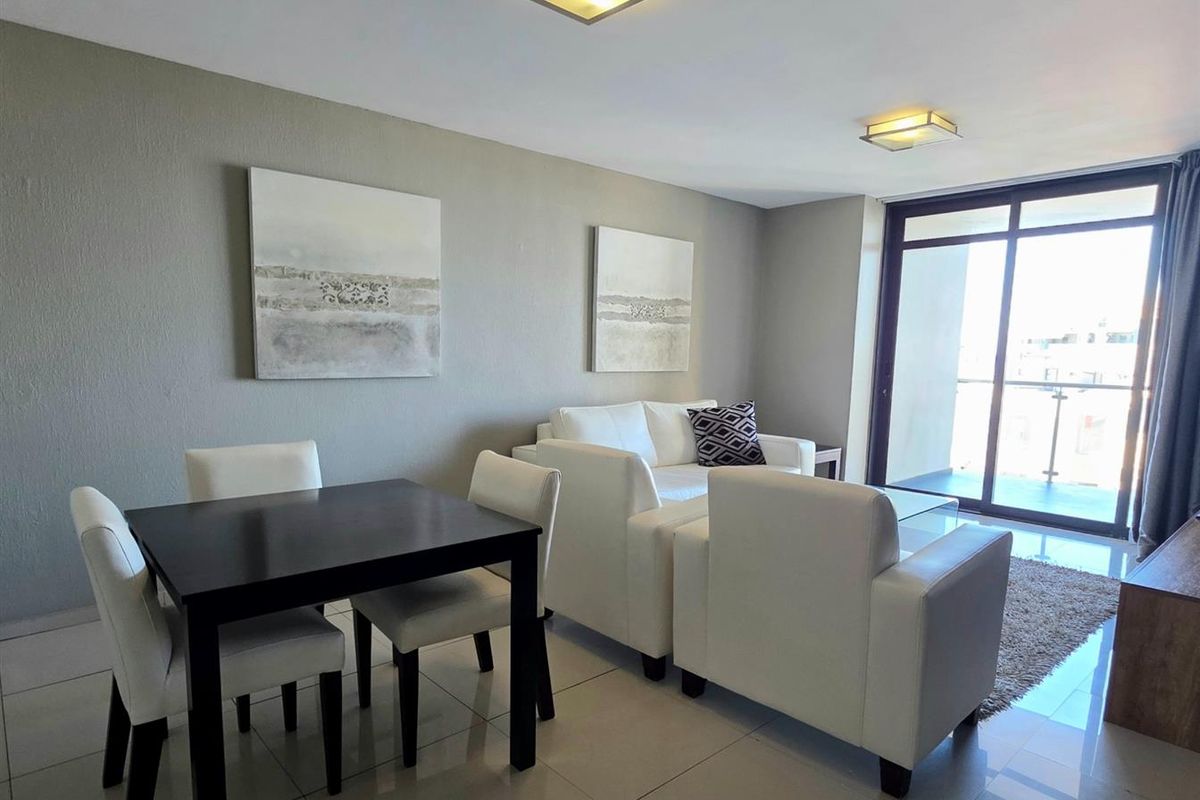 2 Bedroom Beachfront Apartment - Photo 5