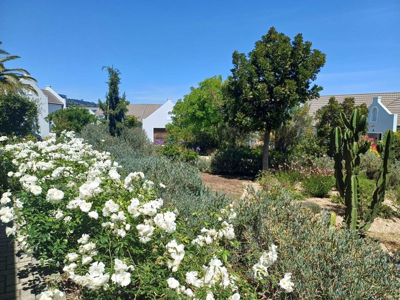 2 Bed House for Sale in Zevenwacht Retirement Village - Photo 2