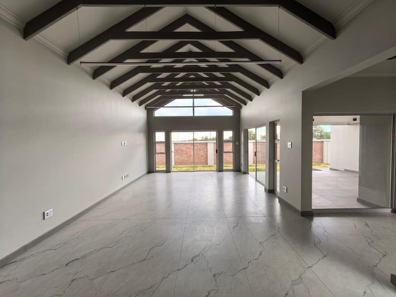 Be the First to Call This Masterpiece Home: Ultra-Modern Luxury Awaits in El Toro Park, Kimberley! - Photo 9