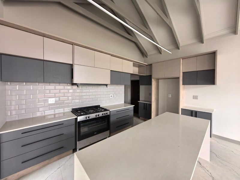 Be the First to Call This Masterpiece Home: Ultra-Modern Luxury Awaits in El Toro Park, Kimberley! - Photo 6