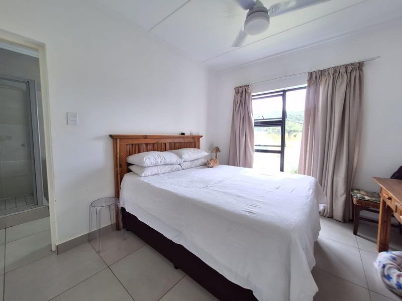 First Floor Apartment For Sale in Ballito Village, Ballito, KwaZulu Natal - Photo 9