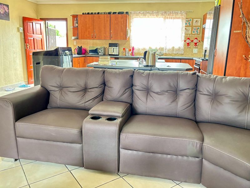 Charming 3 bedroom townhouse - Vaalpark - Photo 2