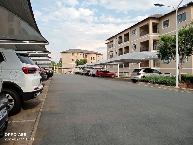 R7000.00 Executive 1 bed Apartment To Rent in Comet, Boksburg - Photo 3