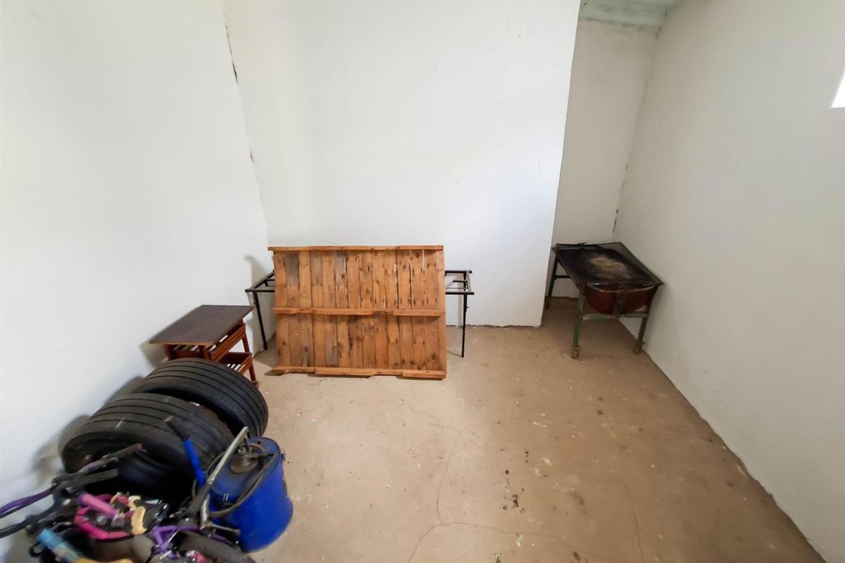 Small Holding For Sale in Glen Austin AH, Midrand - Photo 5