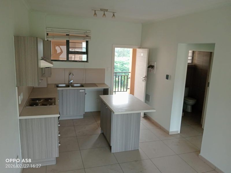 Executive Apartment To Rent at Royal Reef Liliaton, Boksburg (June 2026) - Photo 6