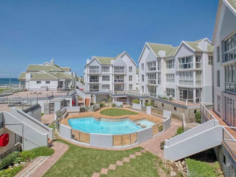 2 Bedroom Investment property in sought after complex right on the beach for sale - Photo 2