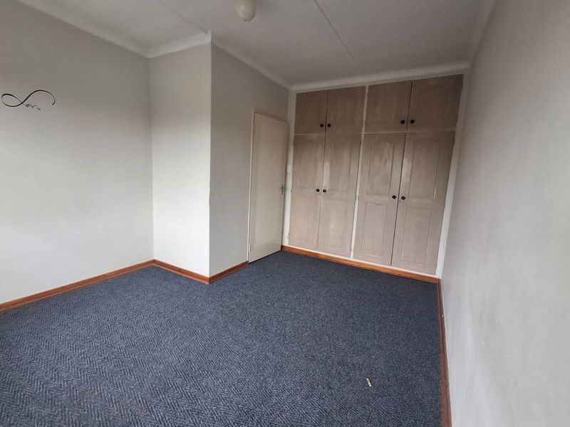 Beautiful Sectional Title Townhouse for Rent - Secure and Well-Maintained - Photo 10