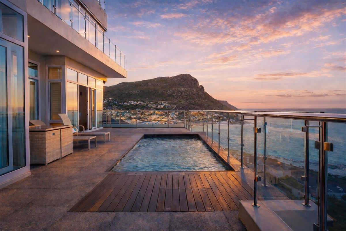 Luxury Villa For Sale in Cairnside. - Photo 3