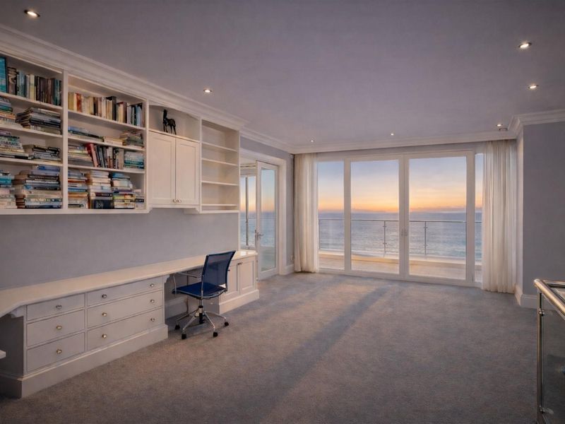 Luxury Villa For Sale in Cairnside. - Photo 10