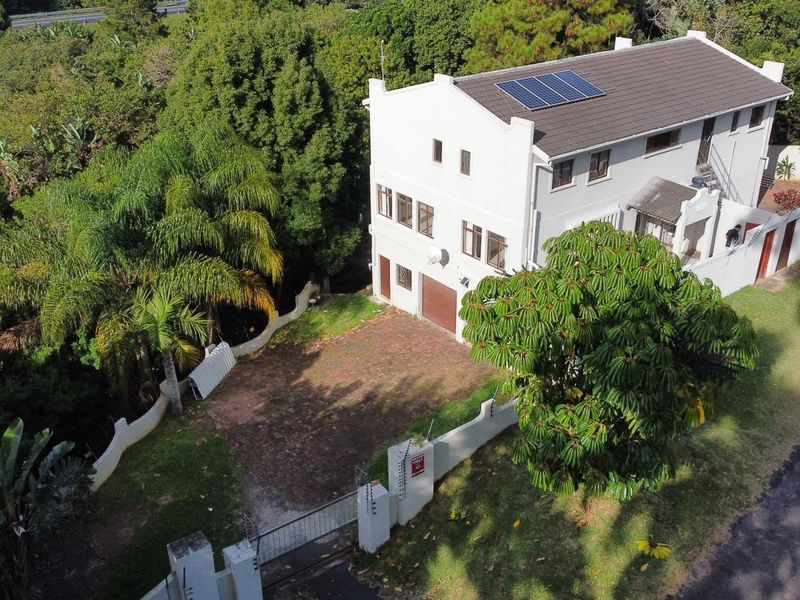 Large Freestanding Property with Rental Potential Just Minutes from the Beach - Photo 1