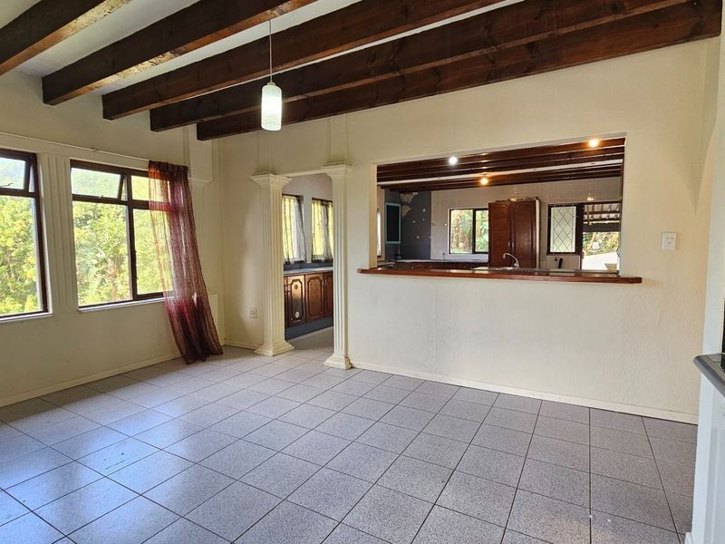 Large Freestanding Property with Rental Potential Just Minutes from the Beach - Photo 6