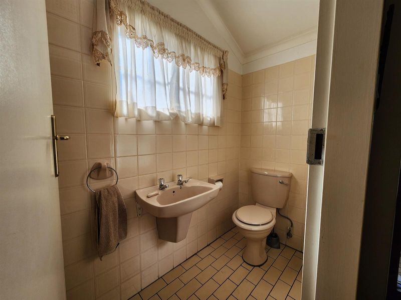 Secure and Spacious Living in Arborpark Complex - Photo 10