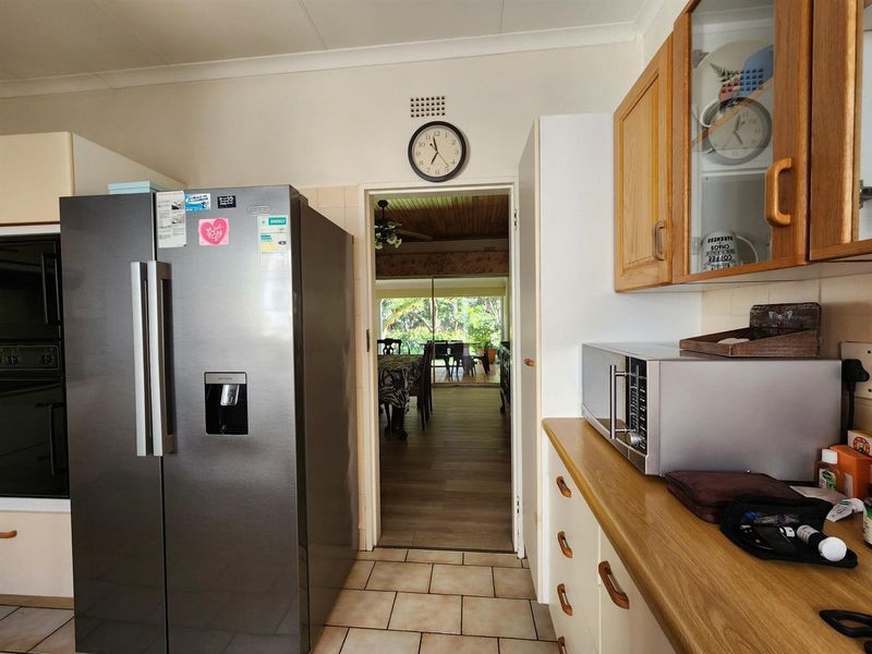 Secure and Spacious Living in Arborpark Complex - Photo 8