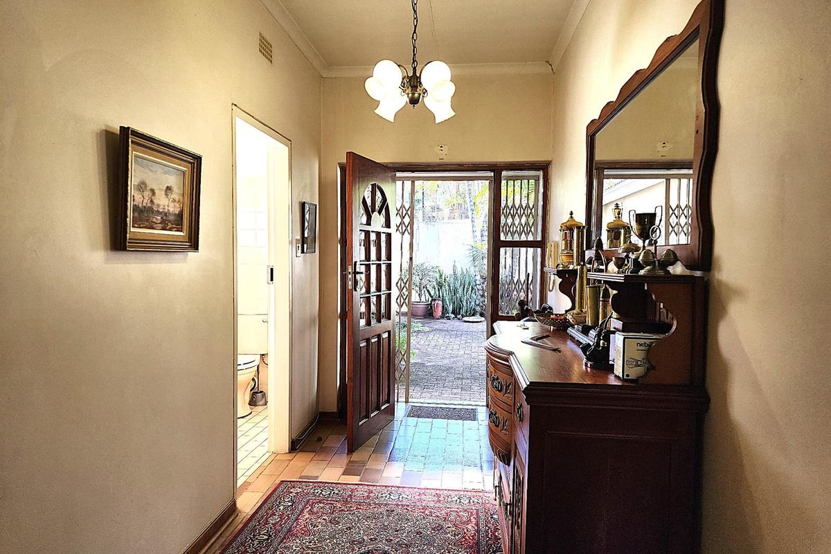 Secure and Spacious Living in Arborpark Complex - Photo 4