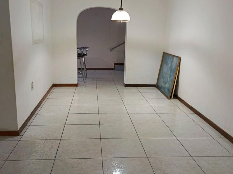 House For Sale in Thistle Grove, Kinross, Secunda - Photo 6