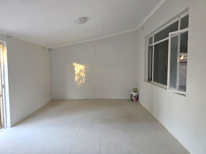 Benoni Central - Photo 4