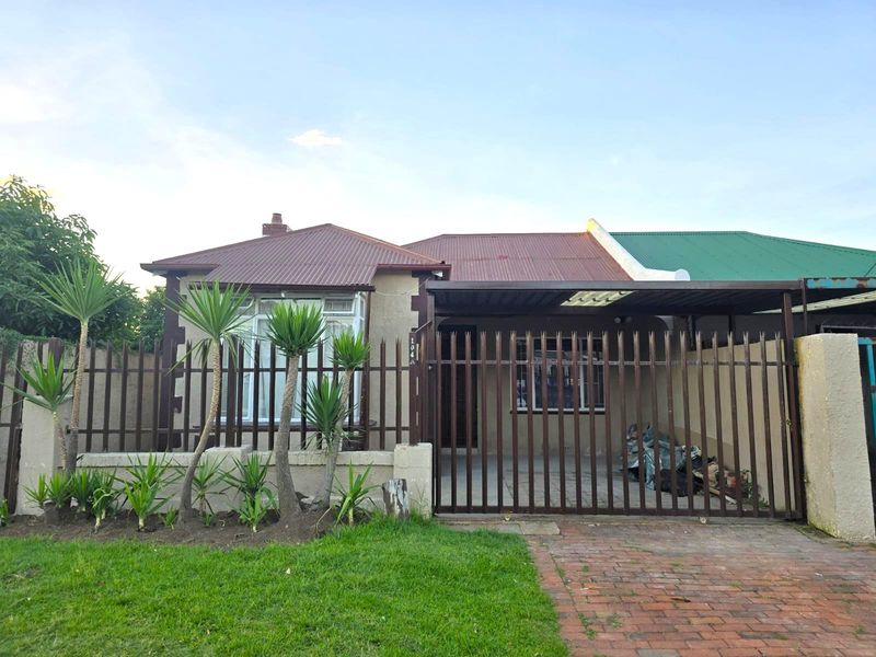 Benoni Central - Photo 1