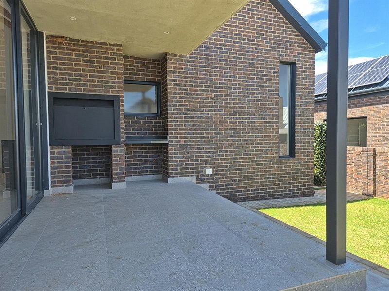 The Peak of Modern Living: An Exclusive, Eco-Intelligent Sanctuary for sale - Helderzicht Eco Estate - Photo 7