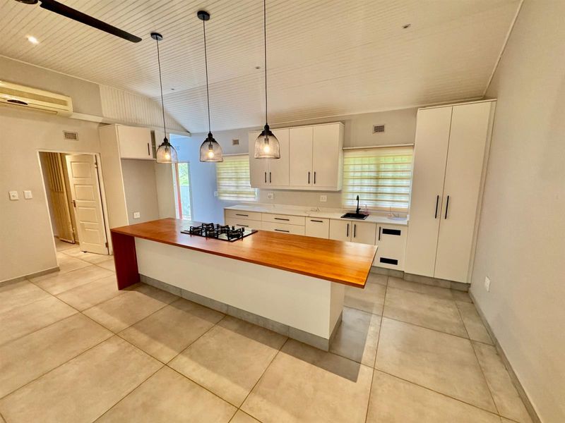 Exceptional Income-Generating Property with Modern Finishes - Photo 5