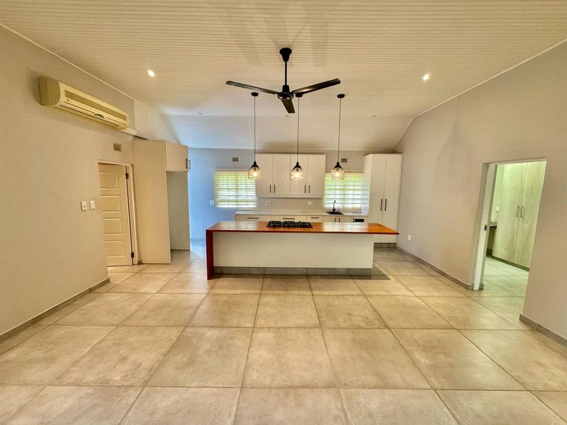 Exceptional Income-Generating Property with Modern Finishes - Photo 9