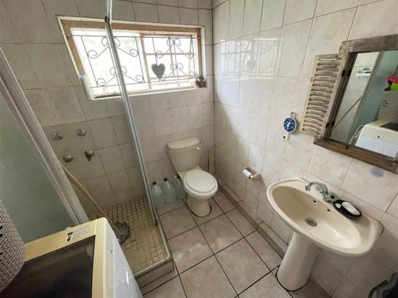 2 Bedroom freestanding House for Sale in Sunford, Phoenix, KwaZulu Natal - Photo 10
