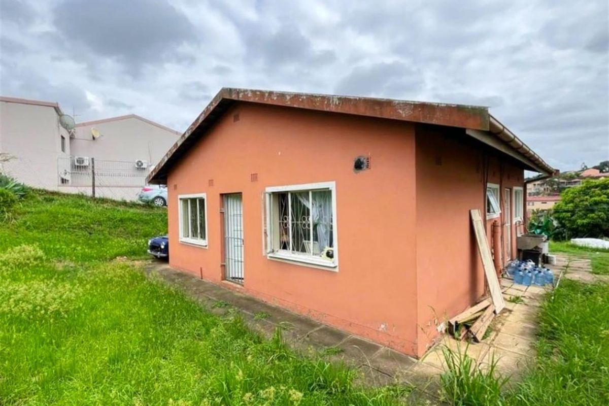 2 Bedroom freestanding House for Sale in Sunford, Phoenix, KwaZulu Natal - Photo 2