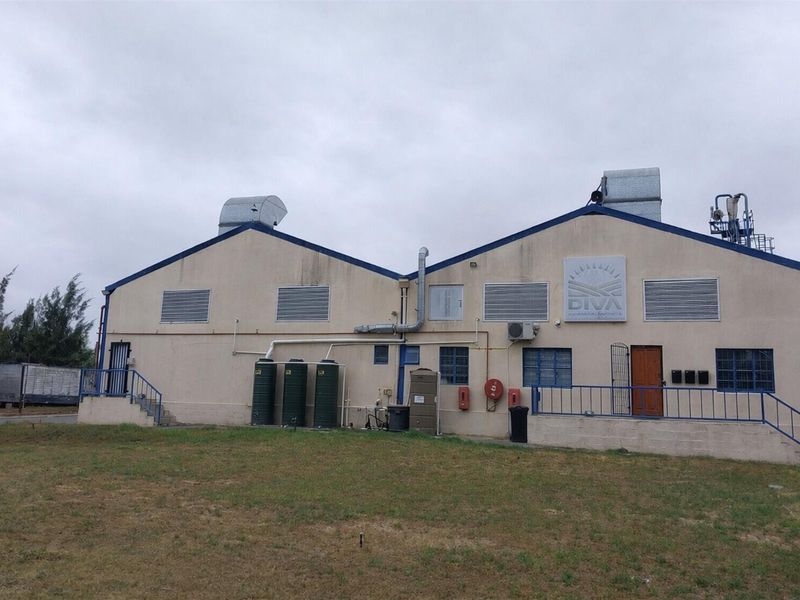 Specialised Industrial Facility with 300kVA Power and Temperature Control - Photo 2