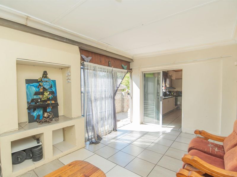 Great Starter Home or Investment - No levies  | Listed by Tanya Ruppersburg, eXp Realty - Photo 10