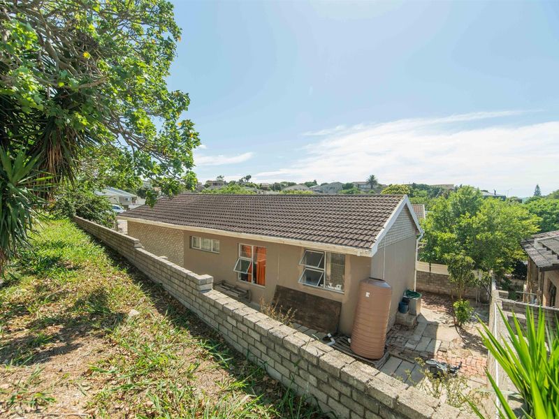 Great Starter Home or Investment - No levies  | Listed by Tanya Ruppersburg, eXp Realty - Photo 3