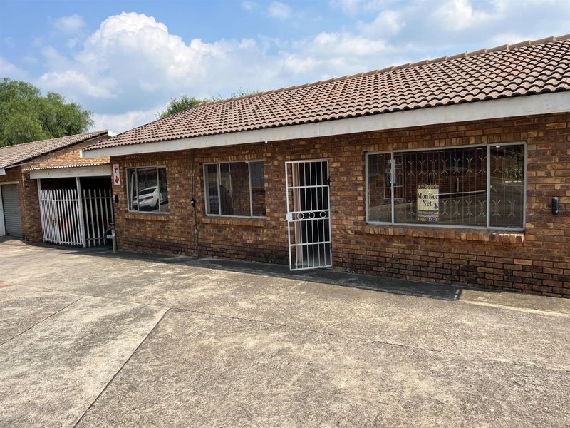 Apartment For Sale in Elandsrand, Brits, North West - Photo 2