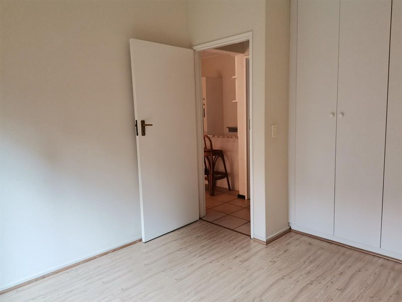 Groundfloor apartment for sale in Sunninghill, - Photo 10