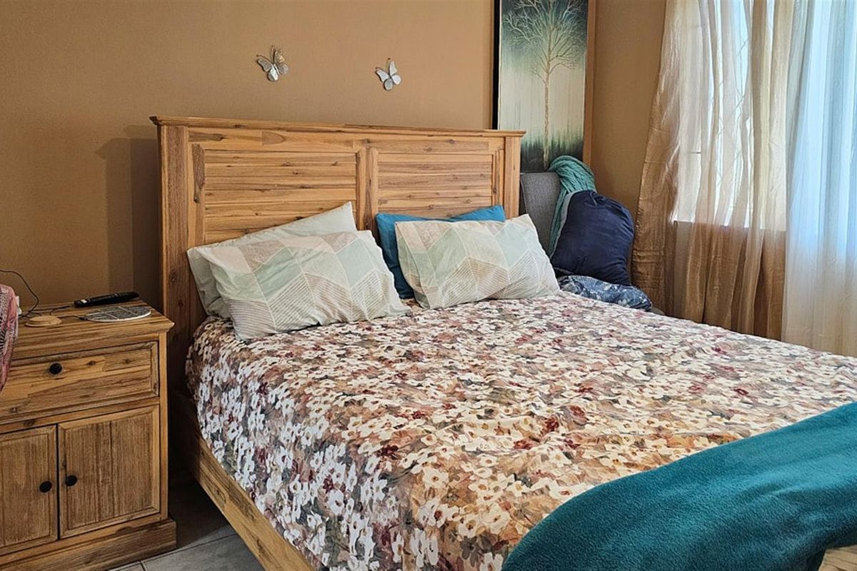 3 Bedroom Family Home and Flatlet - Photo 5
