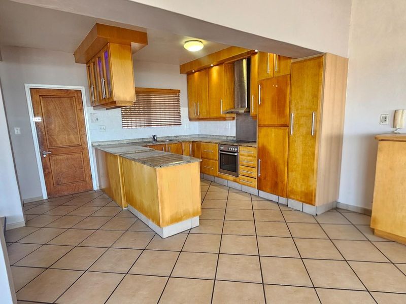 Apartment For Sale in Ramsgate, Margate, KwaZulu Natal - Photo 3