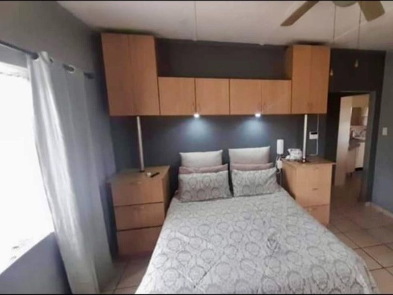 House for rent in secure complex -  Vanderibjlpark - Photo 9