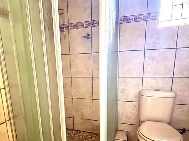 House for rent in secure complex -  Vanderibjlpark - Photo 7