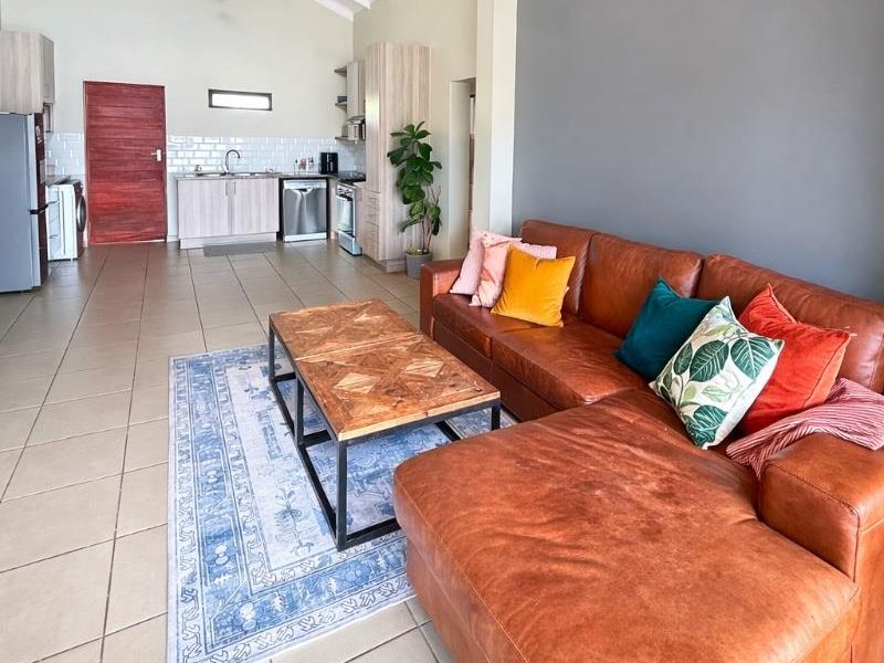 Stylish 2 Bedroom Apartment | 2 Bathrooms | Large Enclosed Entertainer’s Balcony - Photo 5