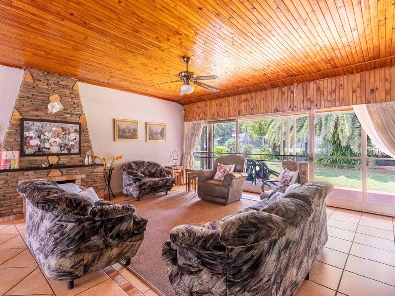 House For Sale in Valhalla, Centurion (Denise/Mariska) - Photo 4