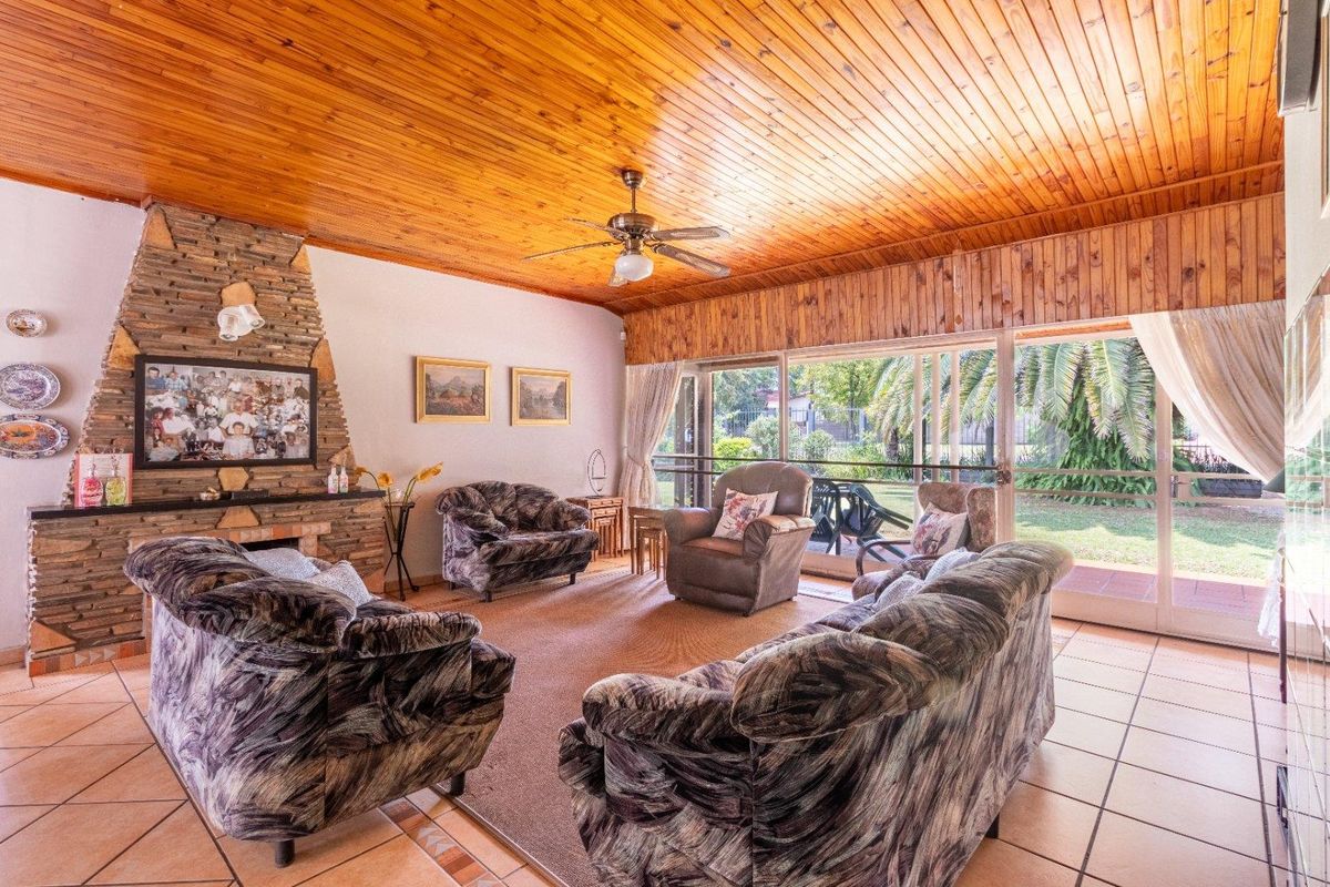 House For Sale in Valhalla, Centurion (Denise/Mariska) - Photo 4