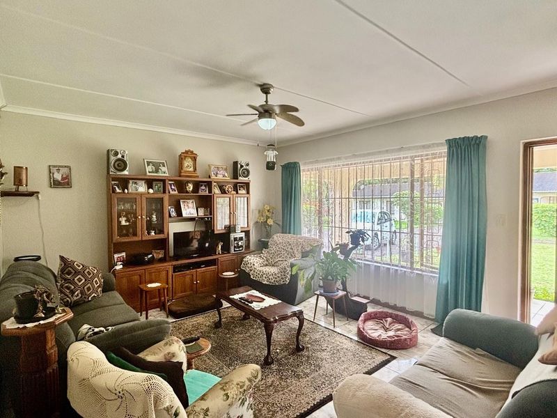 Townhouse For Sale in Margate, KwaZulu Natal - Photo 7