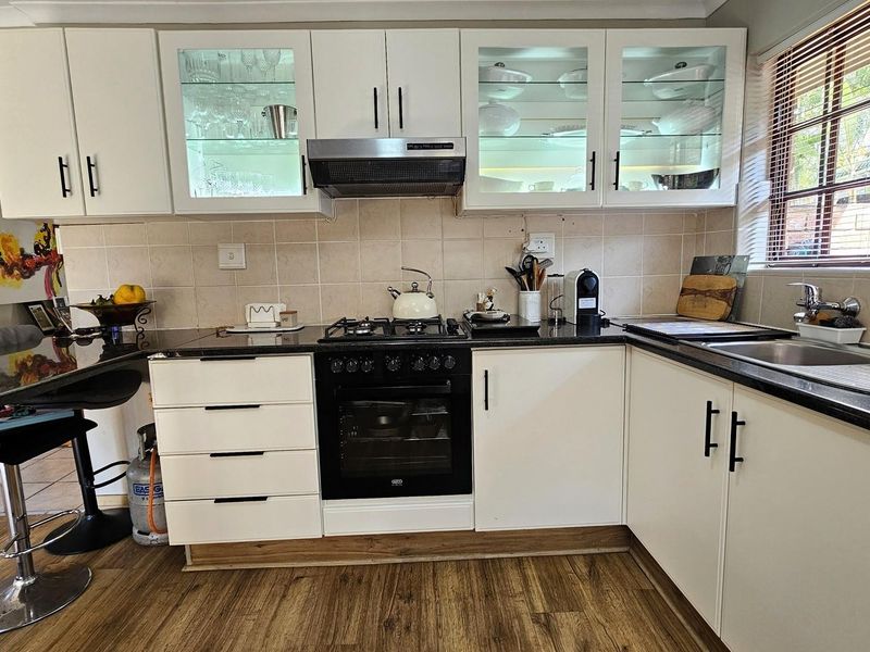 Townhouse For Sale in Margate, KwaZulu Natal - Photo 9