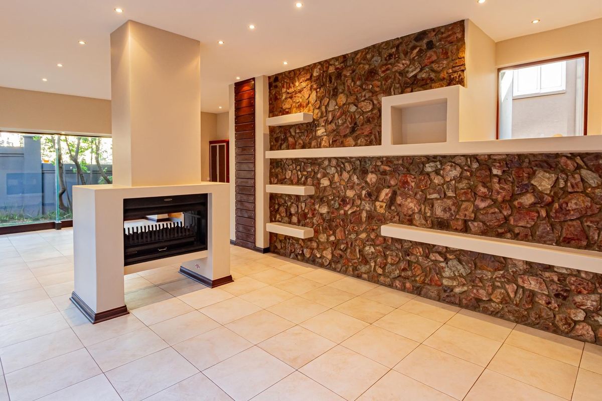 House To Rent in Sandton - Photo 3