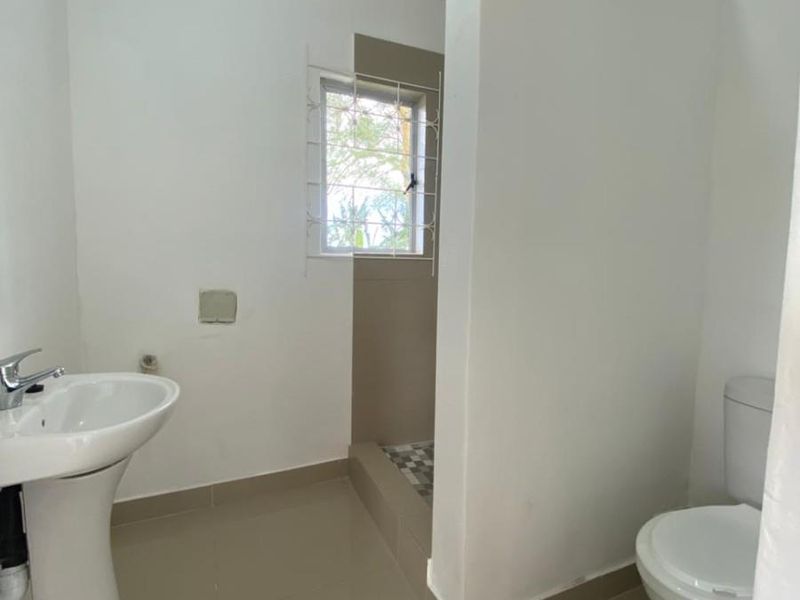 Cottage To Rent in Westville, Durban, KwaZulu Natal R12000 - Photo 4