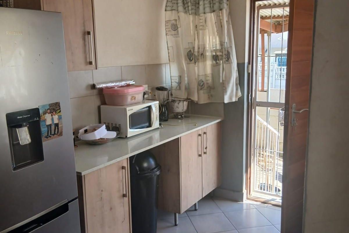House for Sale: Mountain Ridge, Paarl - Photo 3