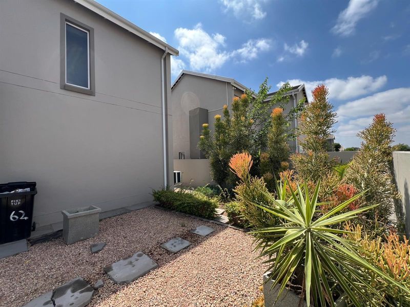 House For Sale in Blue Hills AH, Blue Hills, Midrand - Photo 8