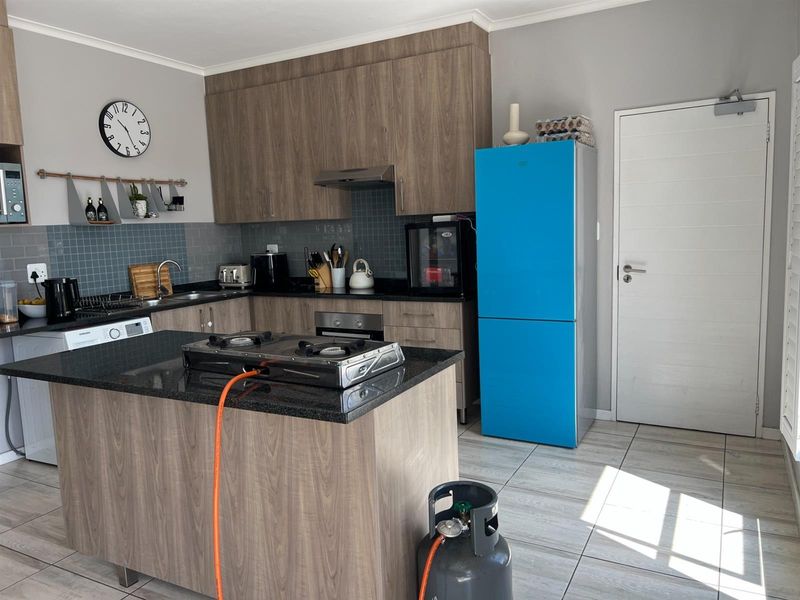 House For Sale in Blue Hills AH, Blue Hills, Midrand - Photo 7