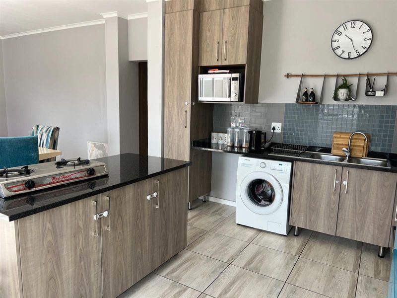 House For Sale in Blue Hills AH, Blue Hills, Midrand - Photo 5