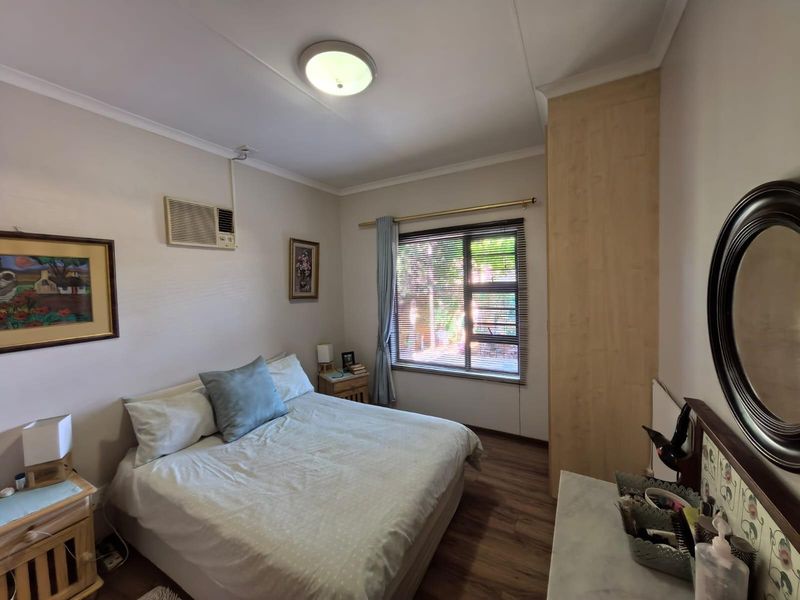 Modern Ease and Suburban Serenity: Your FULL TITLE Secure "Lock-Up-and-Go" Sanctuary - Photo 8