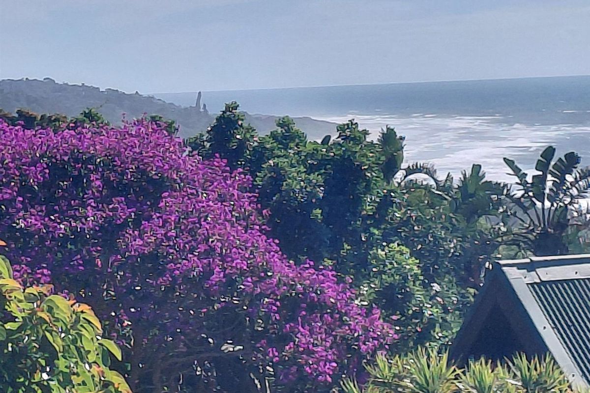 Upmarket log home with breathtaking sea views! - Photo 3