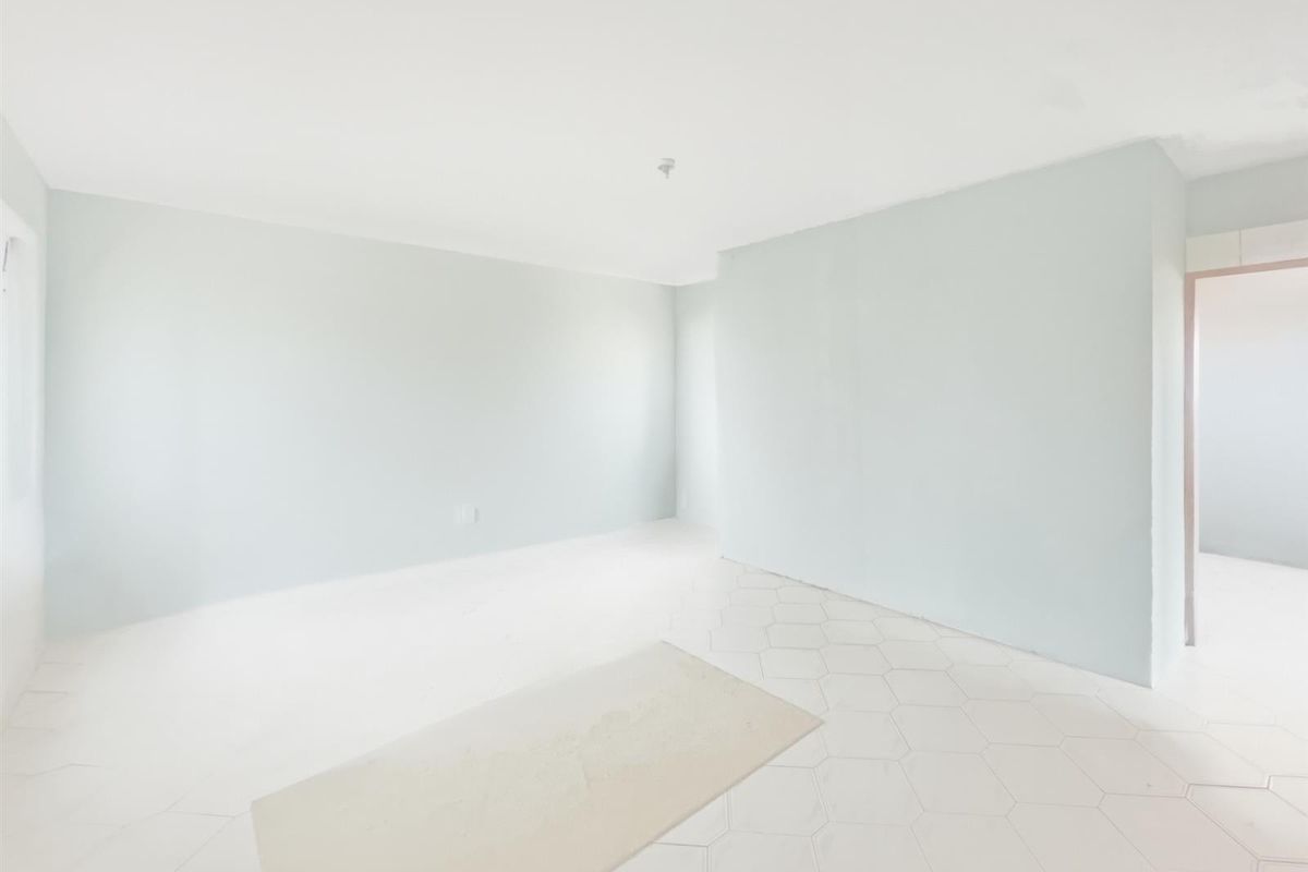 2 Bedroom Apartment For Sale in Durban Central, Durban, KwaZulu-Natal - Photo 4