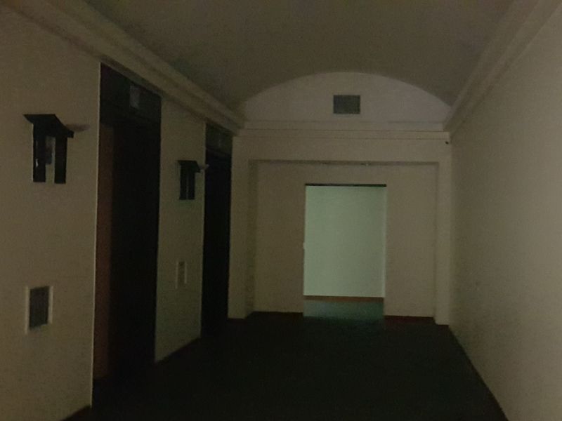 Modern Studio Apartment for Rent in the Heart of Marshalltown, Gauteng - Photo 6